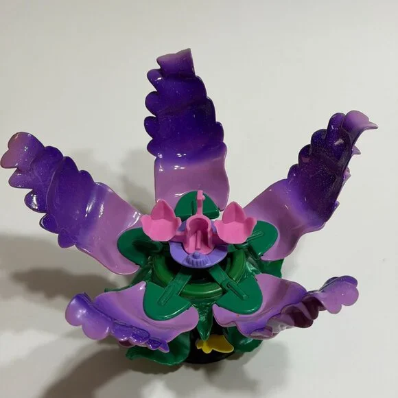 Vintage 1993 Princess of the Flowers Fairy Cherie doll and playset - Picture 9 of 12